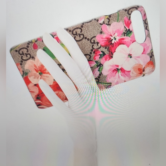 ORIGINALLY $595 NWT IN BOX GUCCI IPHONE 7 PRO /IPHONE 8 COVER - Picture 4 of 8